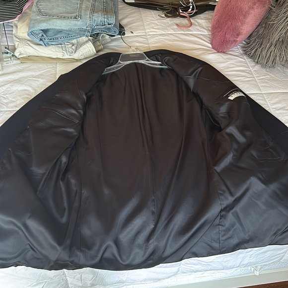 🌿Oscar de la Renta men’s Navy wool blazer, 40R🌿 - Picture 7 of 7